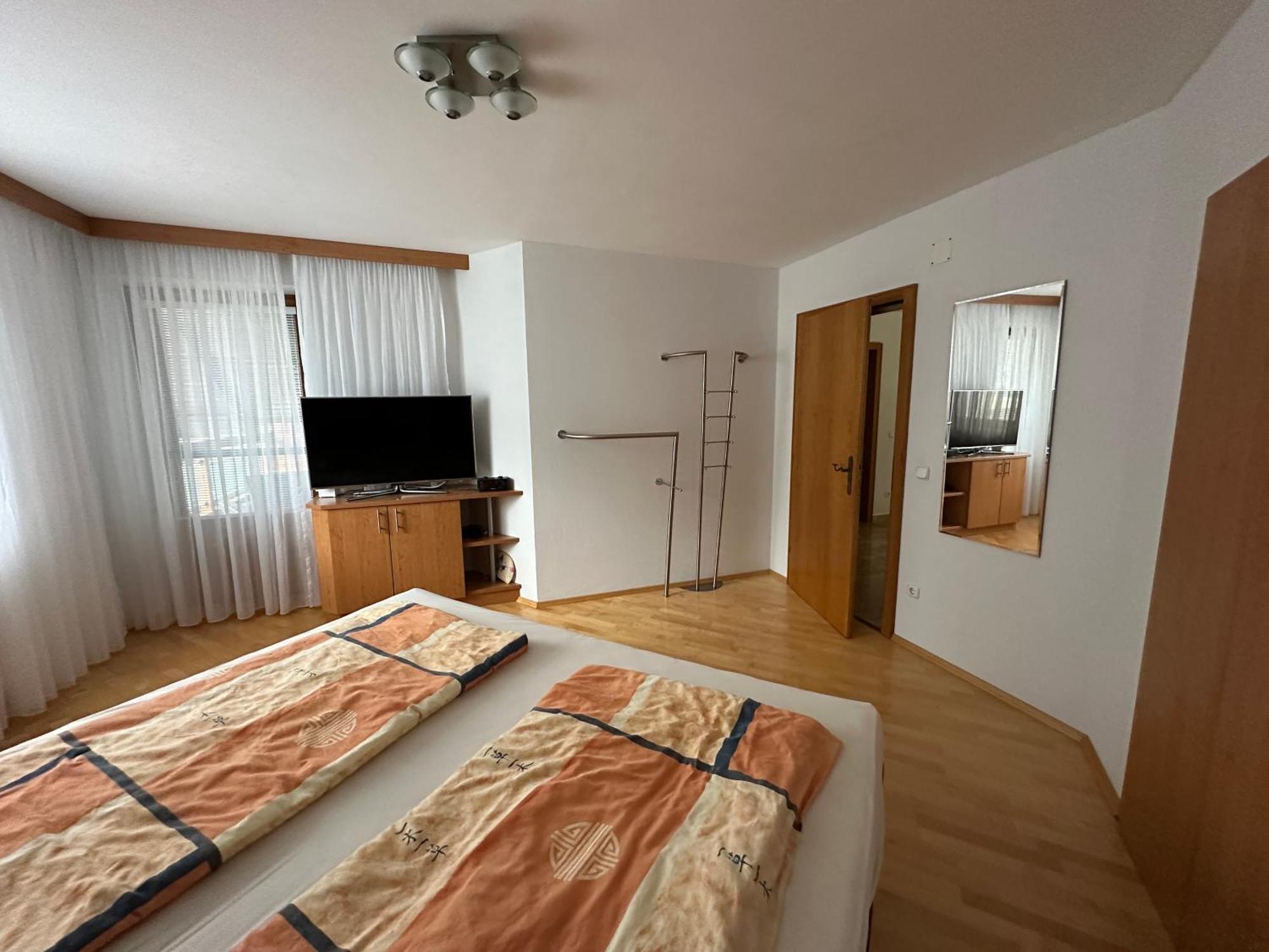 Villa Racing - Privatzimmer In Spielberg Spielberg Bei Knittelfeld Extérieur photo